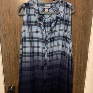 Catherine’s sleeveless plaid ombré top
